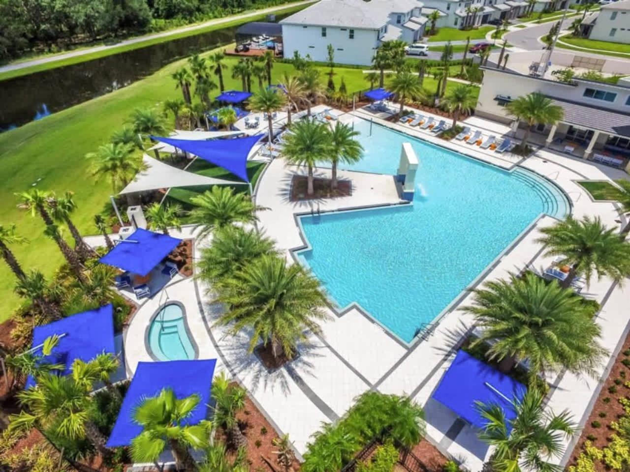 10Br Luxury Home Near Disney W Pool & Games Room คิสซิมมี ภายนอก รูปภาพ