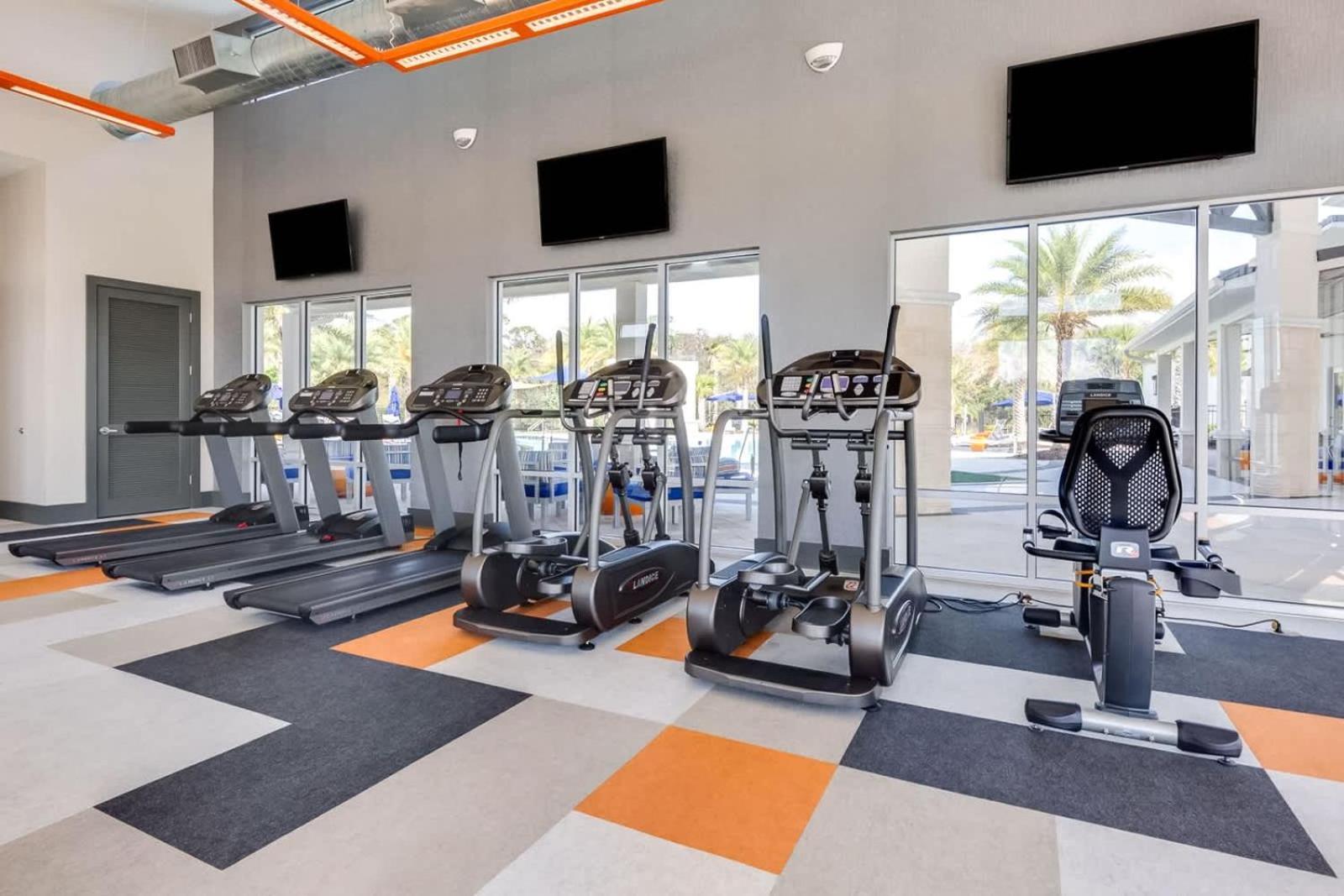 10Br Luxury Home Near Disney W Pool & Games Room คิสซิมมี ภายนอก รูปภาพ